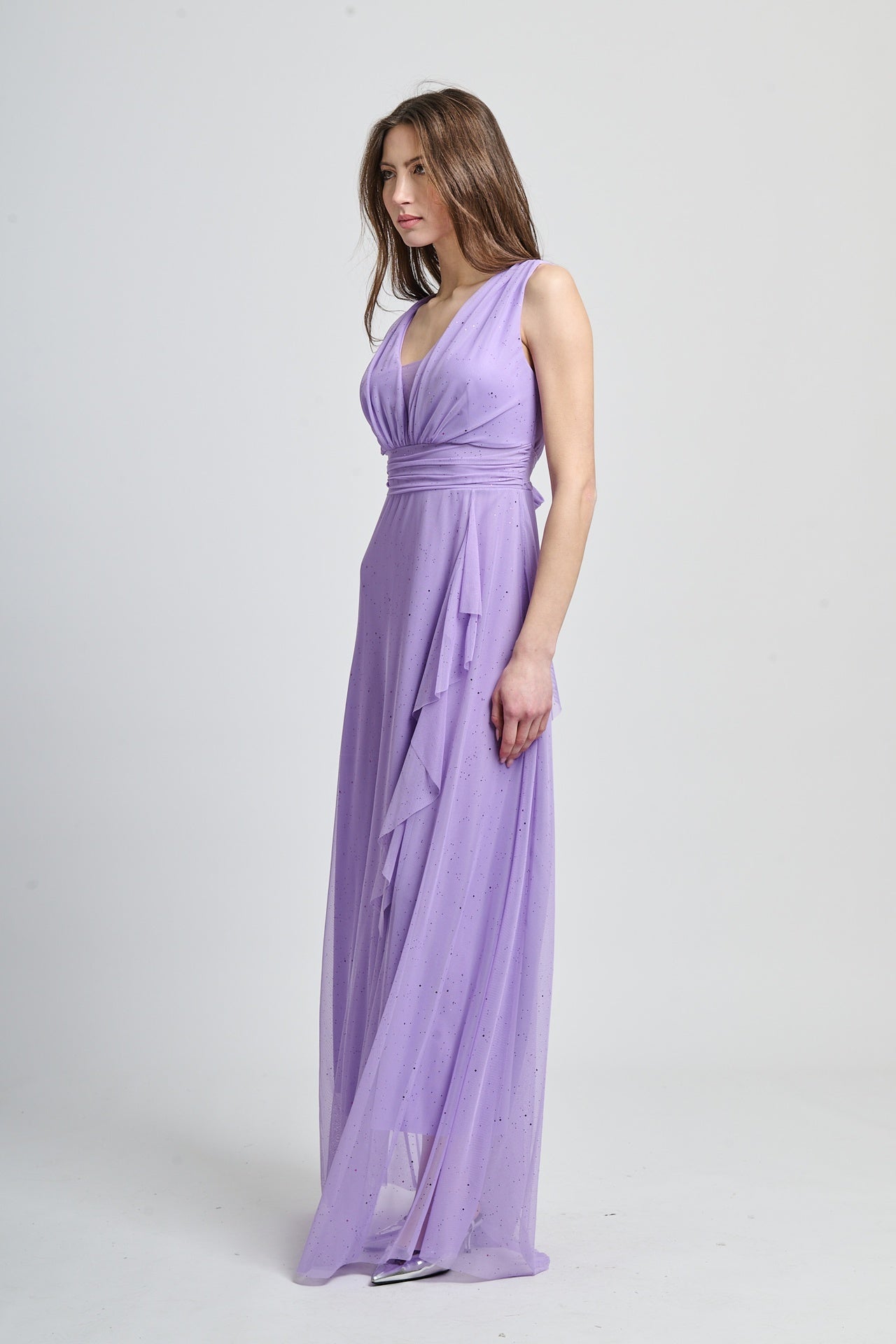 Abito lilla con fascia in vita, ideale per cerimonie