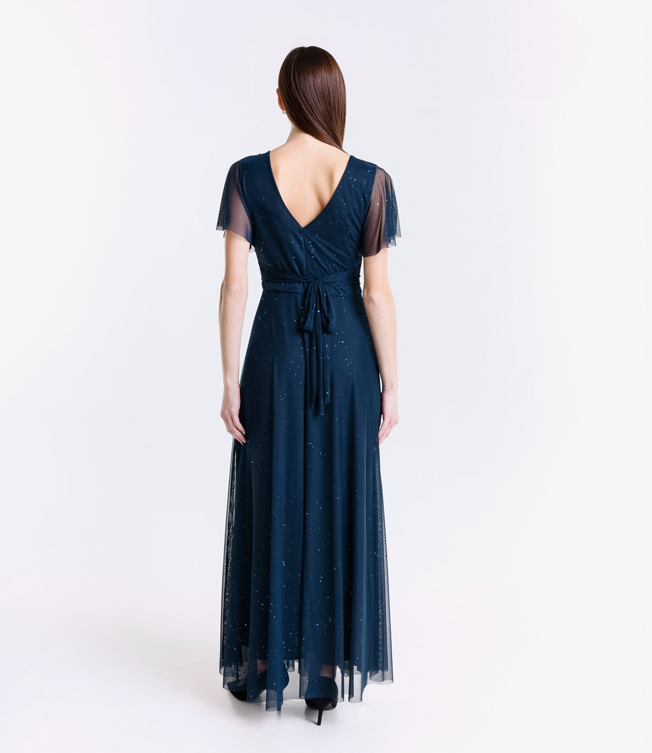 Abito navy con fascia in vita, ideale per occasioni formali