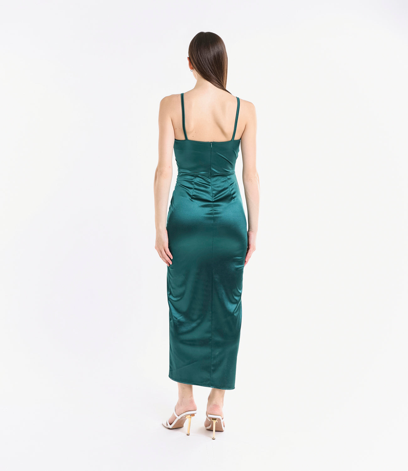 Abito verde.S satinato, spalline sottili, taglio slittato, colore