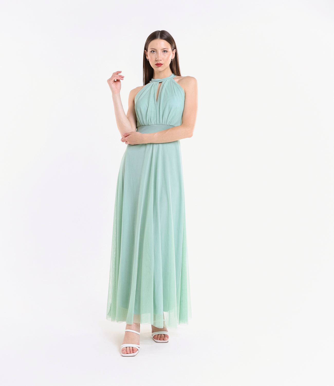 Abito salvia elegante, design halter, gonna fluida, pianta verde decorativa