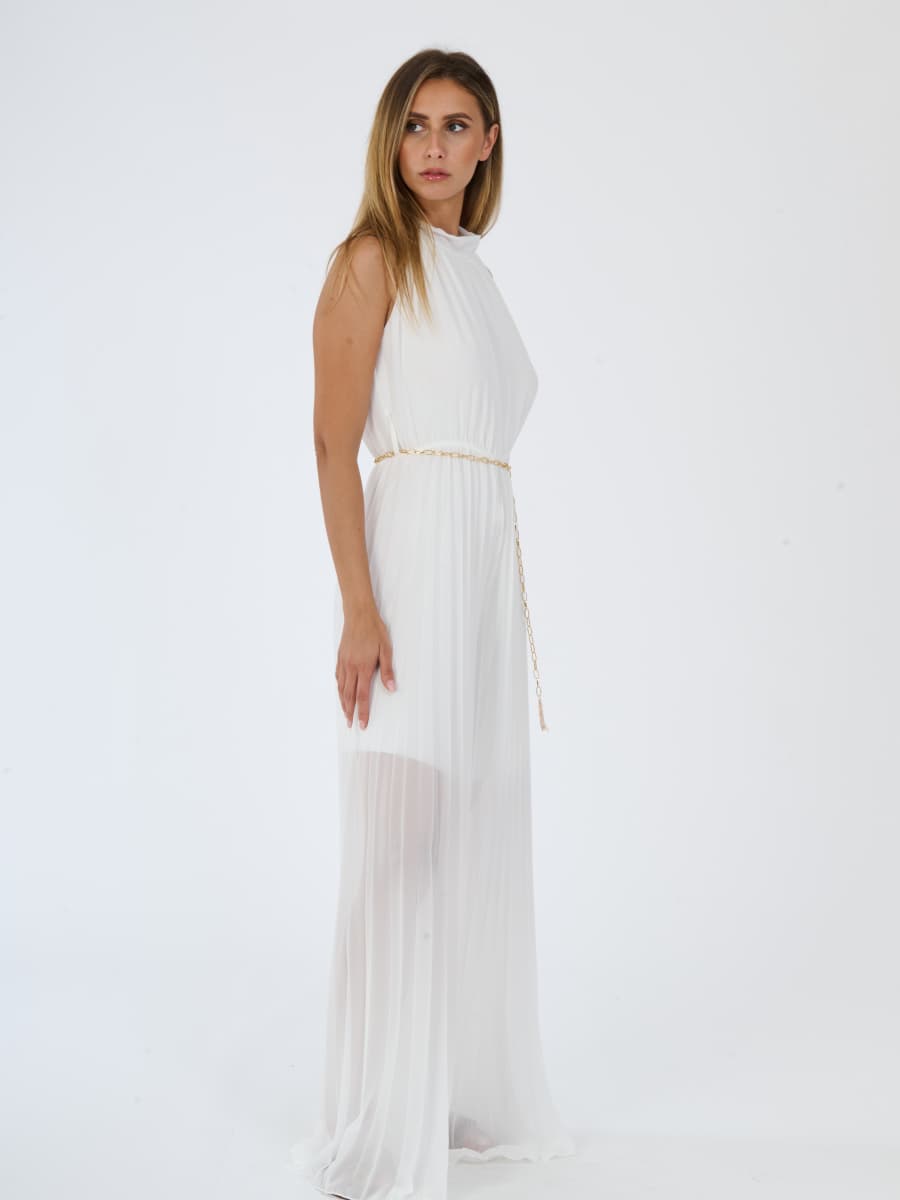 Tuta “Celestea” – Jumpsuit Plissé con Girocollo e Cintura a Catena