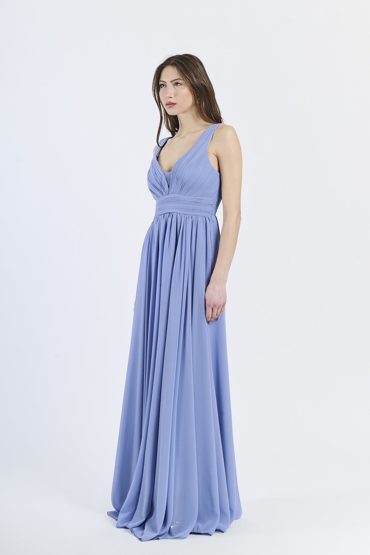 Abito formale lavanda in tulle, perfetto per eventi estivi e romantici