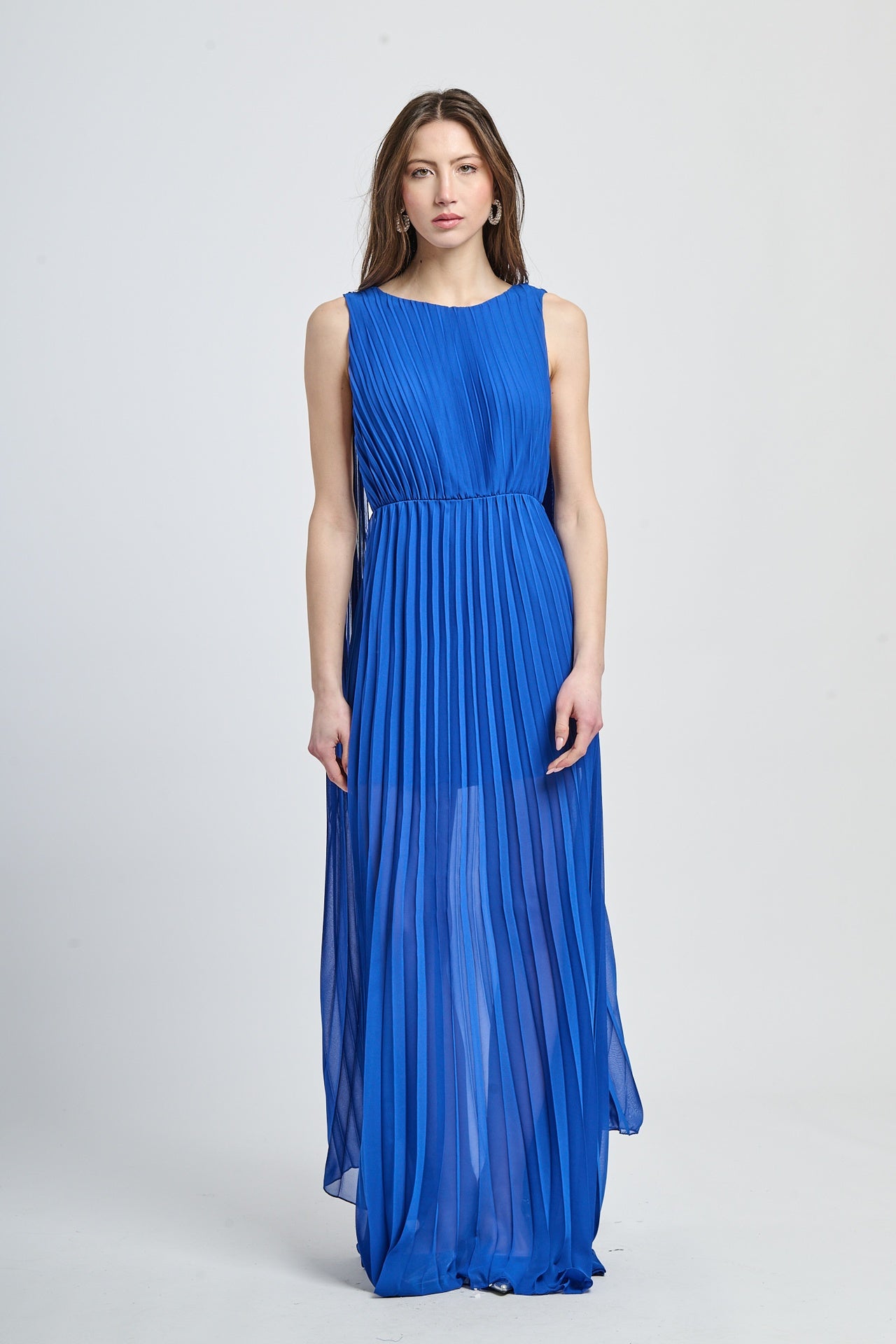 Abito elegante bluette con apertura dorsale e falda ampia fluida