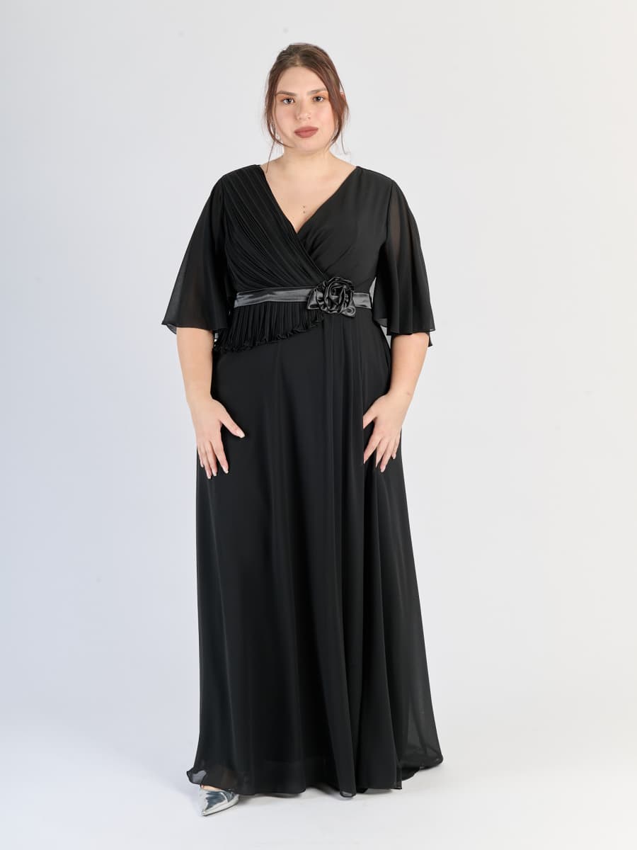 Come rendere elegante un vestito nero?