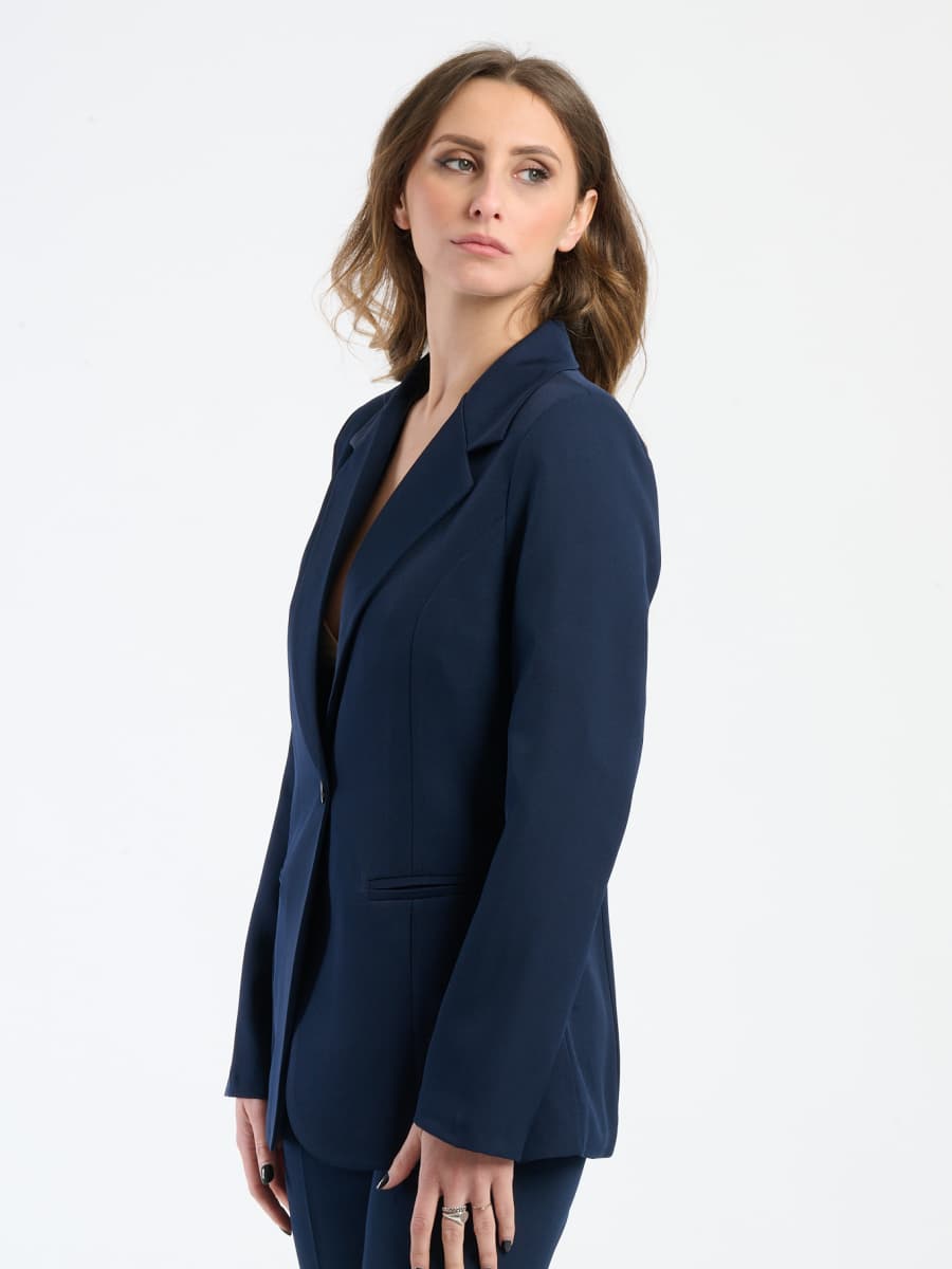 Perché tra uomo e donna ci sono abbottonature diverse?-Bottoni da uomo e da donna