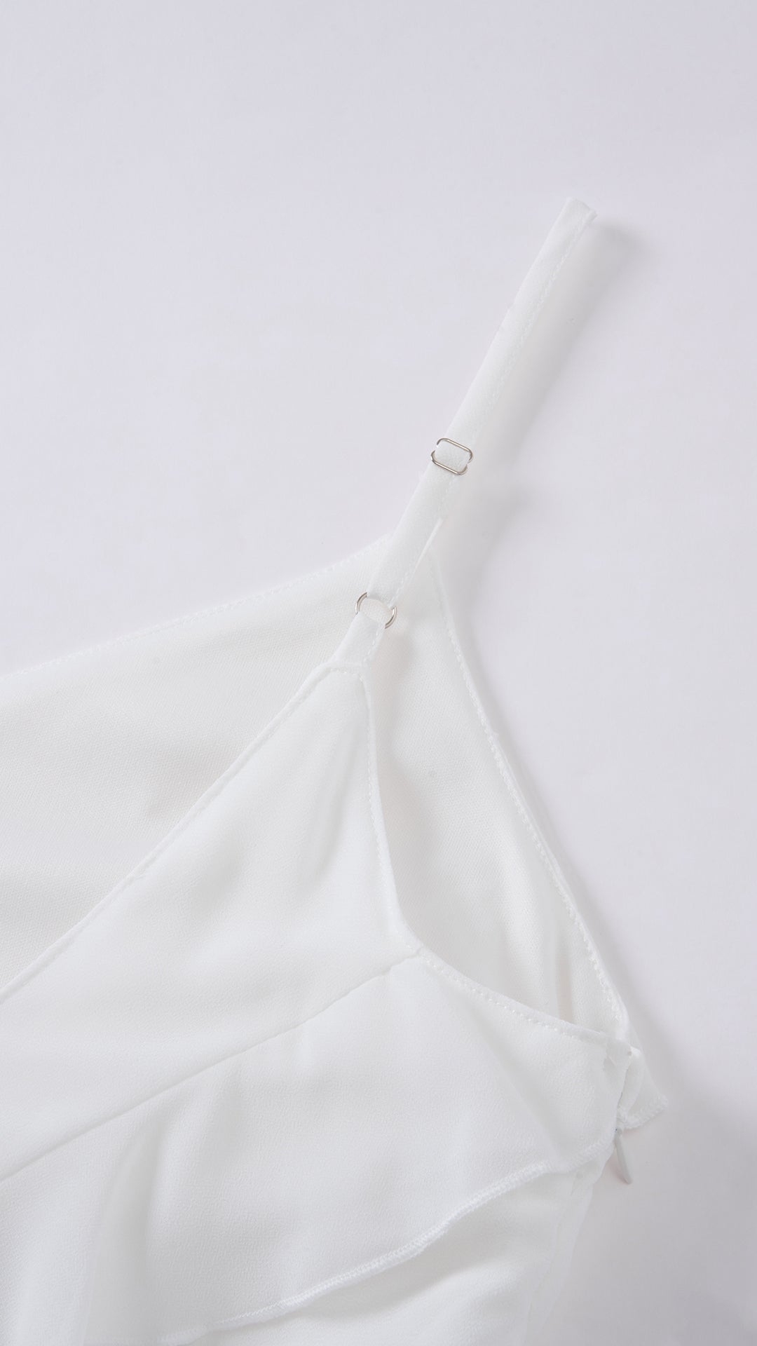 Vestito Donna Spalline Sottili con Balze Oblique, Abito Midi Smanicato Scollatura a V, Modello Elegante per Serate e Vacanze
