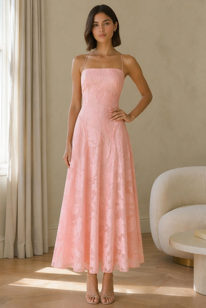 Abito midi elegante a spalline sottili con scollo a fascia, tessuto jacquard floreale e dettaglio a croce sul retro