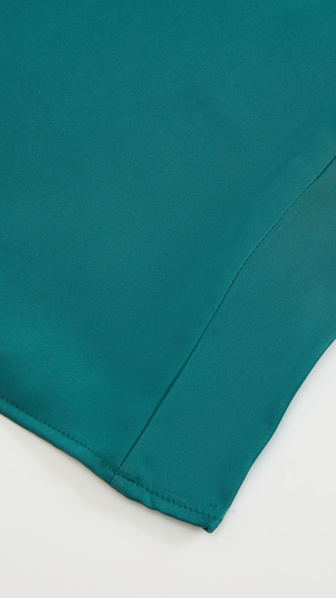 Abito Lungo Monospalla con Collarino e Fiocco in Satin - Eleganza per Matrimoni e Serate Speciali
