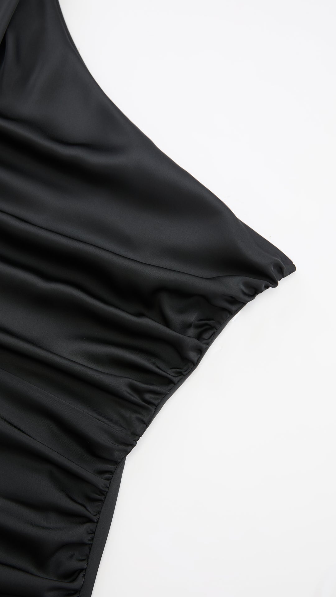 Abito Lungo Monospalla con Collarino e Fiocco in Satin - Eleganza per Matrimoni e Serate Speciali