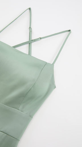 Abito Lungo in Satin con Spalline Sottili e Schiena a Croce - Eleganza per Matrimoni e Serate