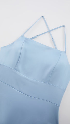Abito Lungo in Satin con Spalline Sottili e Schiena a Croce - Eleganza per Matrimoni e Serate