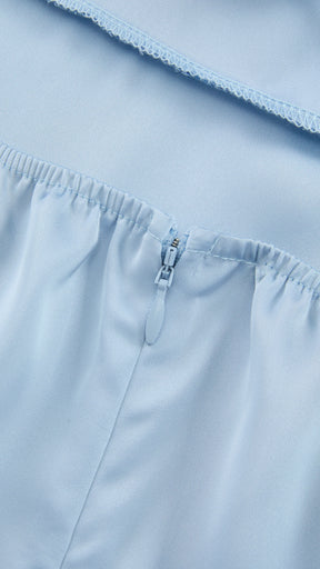 Abito Lungo in Satin con Spalline Sottili e Schiena a Croce - Eleganza per Matrimoni e Serate
