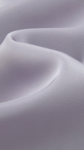 Abito Midi in Satin con Spalline e Scollatura a Collo d'Anatra - Eleganza Senza Tempo per Serate