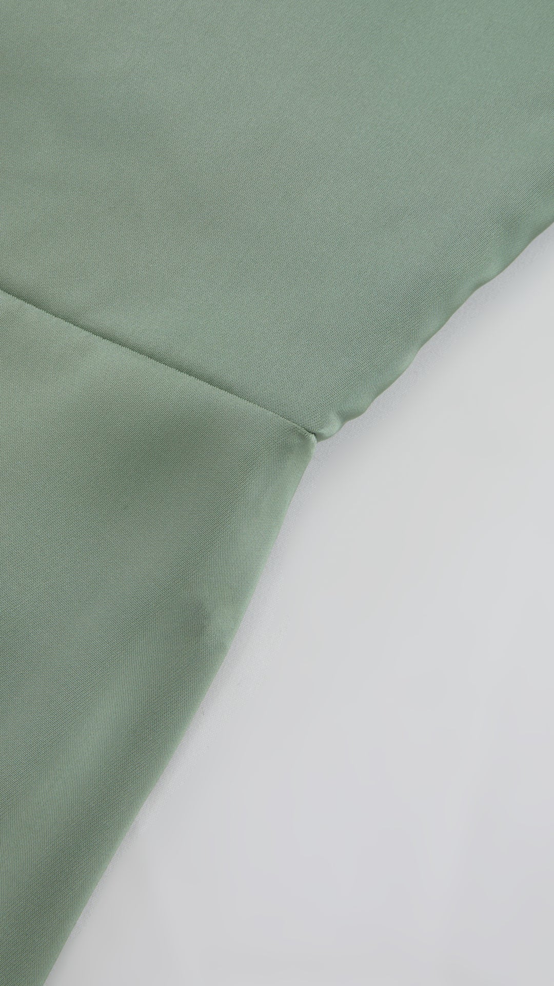 Abito Lungo Monospalla in Satin con Spacco - Eleganza Senza Tempo per Matrimoni e Serate