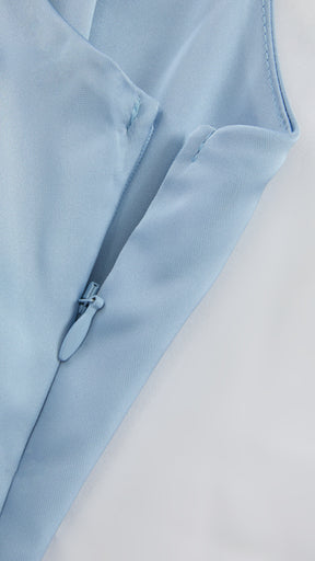 Abito Lungo Monospalla in Satin con Spacco - Eleganza Senza Tempo per Matrimoni e Serate
