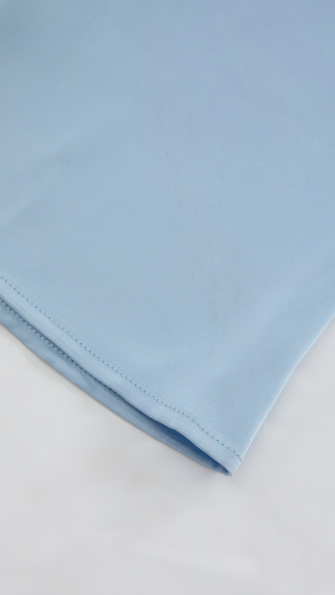 Abito Lungo Monospalla in Satin con Spacco - Eleganza Senza Tempo per Matrimoni e Serate