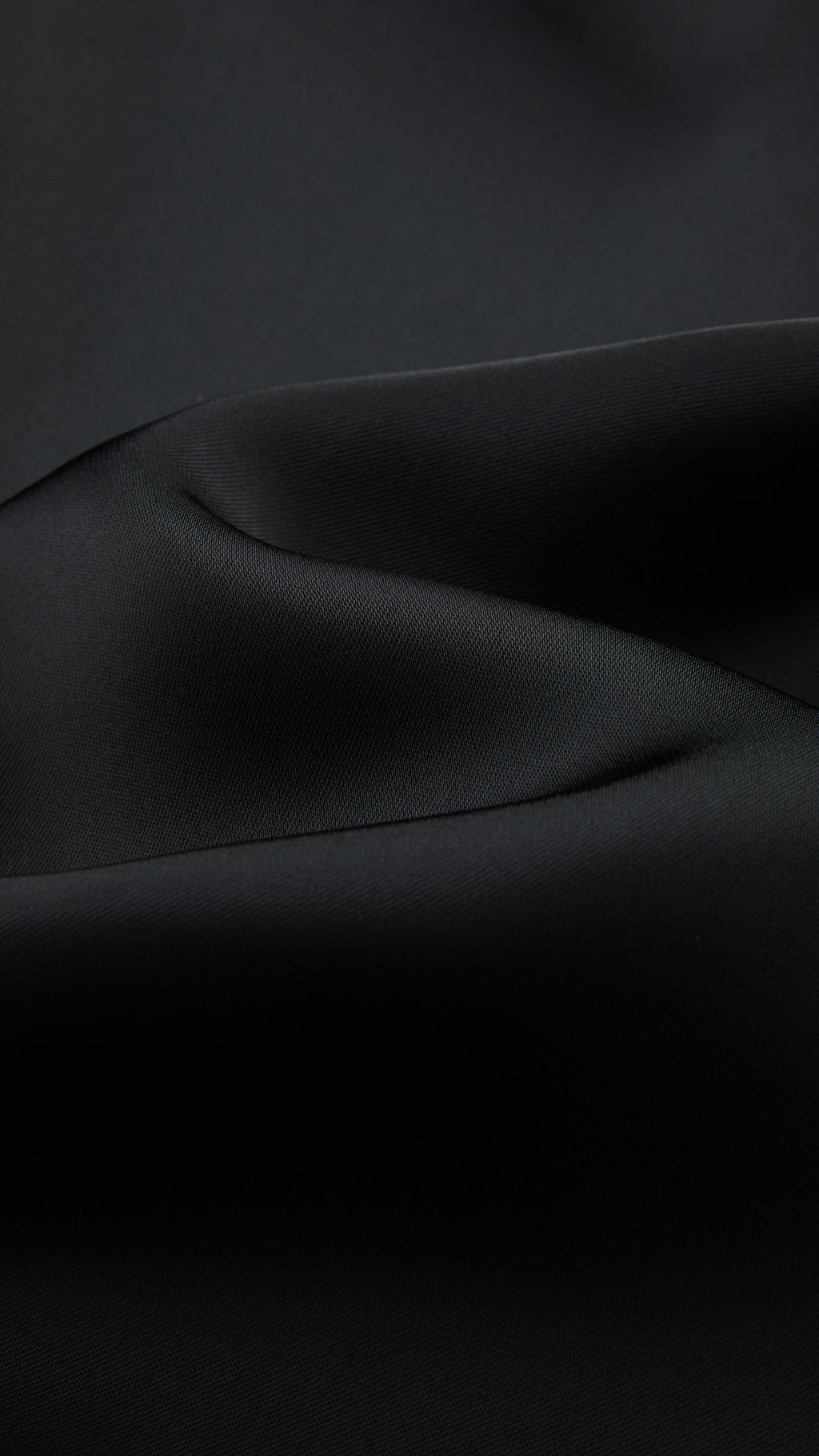 Abito Lungo Monospalla in Satin con Spacco - Eleganza Senza Tempo per Matrimoni e Serate