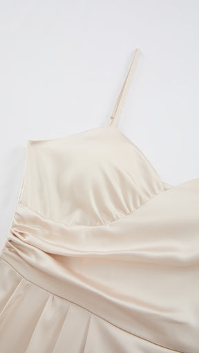 Abito Lungo a Spalline in Satin con Busto a Cuore - Eleganza per Matrimoni e Serate Speciali