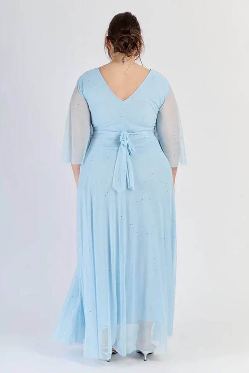 Rochie „Vellera” – Rochie lungă din tul cu sclipici și mâneci 3/4 (Mărimi mari)