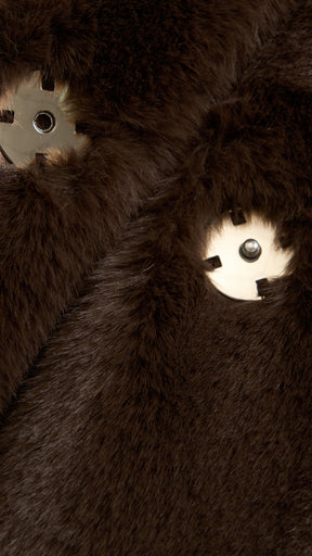 Cappotto medio in peluche sintetica con colletto a revers