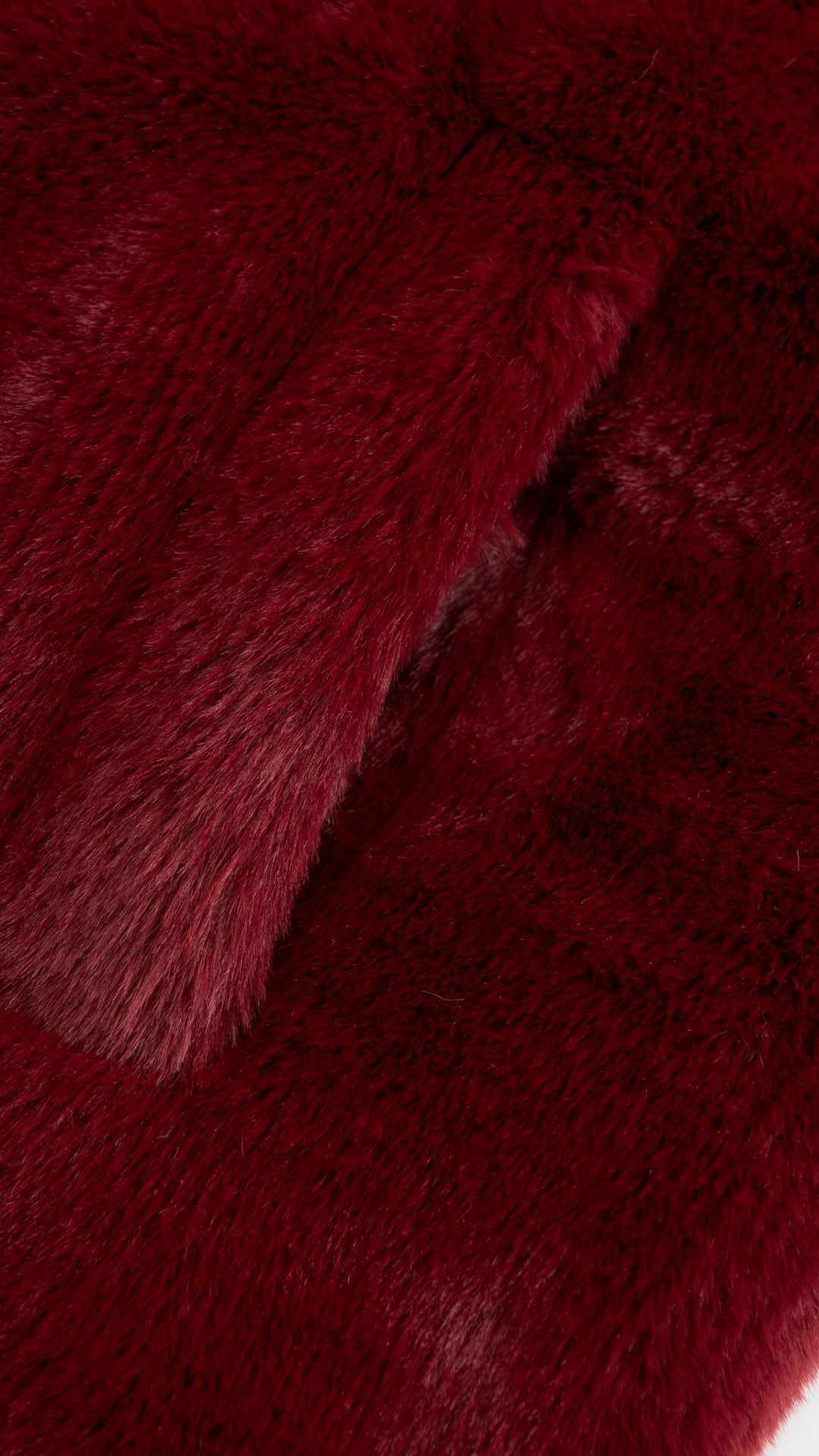 Cappotto lungo in peluche sintetica con colletto a revers
