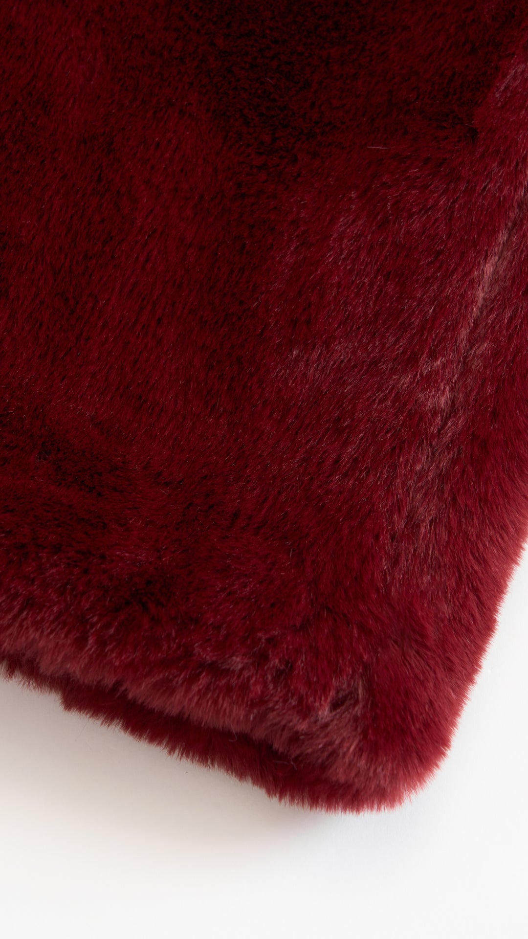 Cappotto lungo in peluche sintetica con colletto a revers