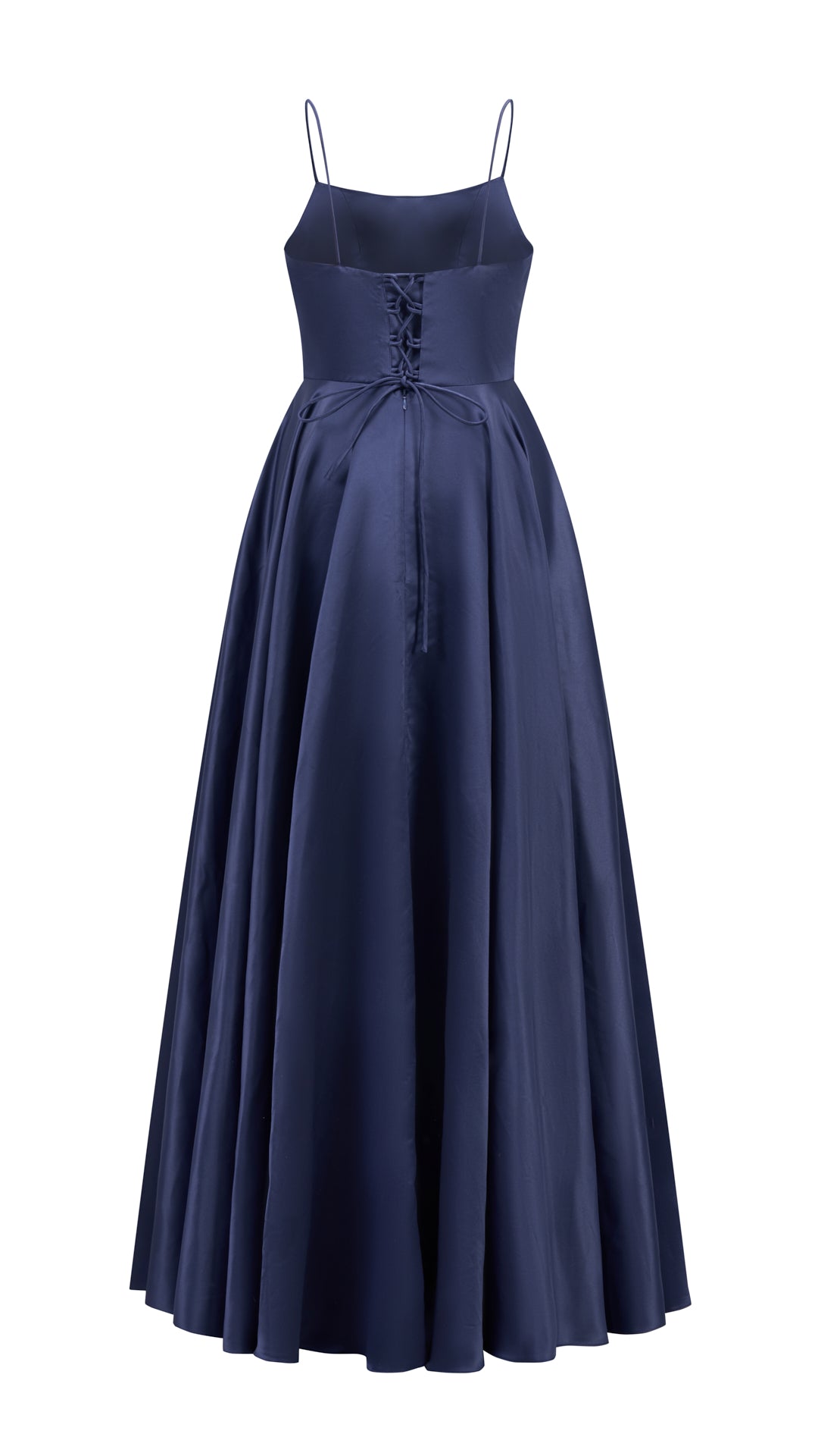 Abito da sera con spalline sottili e gonna a maxi