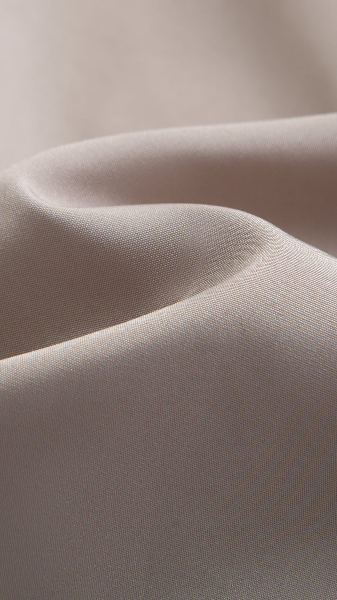 Cappotto corto in pelliccia sintetica a frange con cintura
