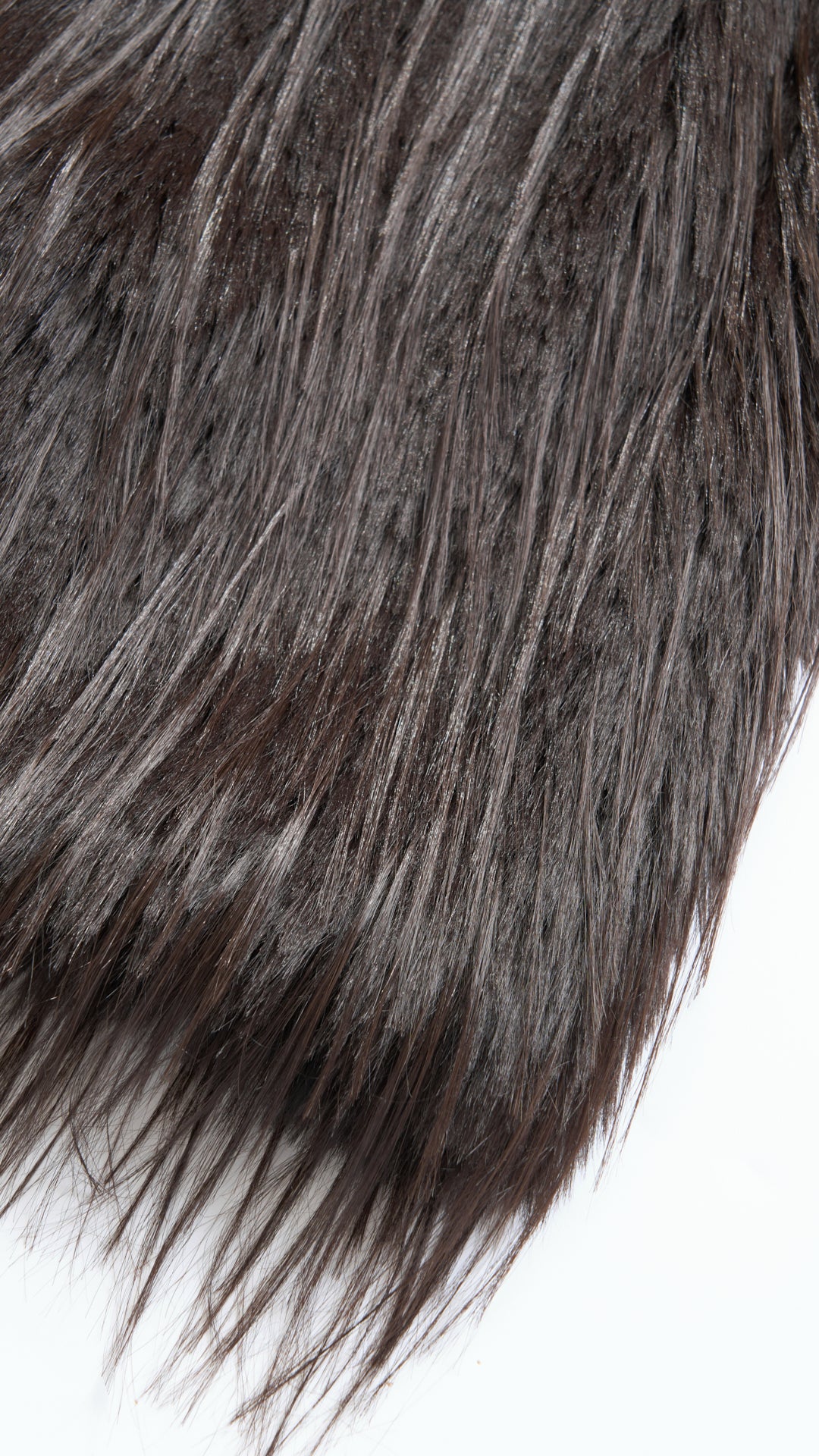 Cappotto corto in pelliccia sintetica a frange con cintura