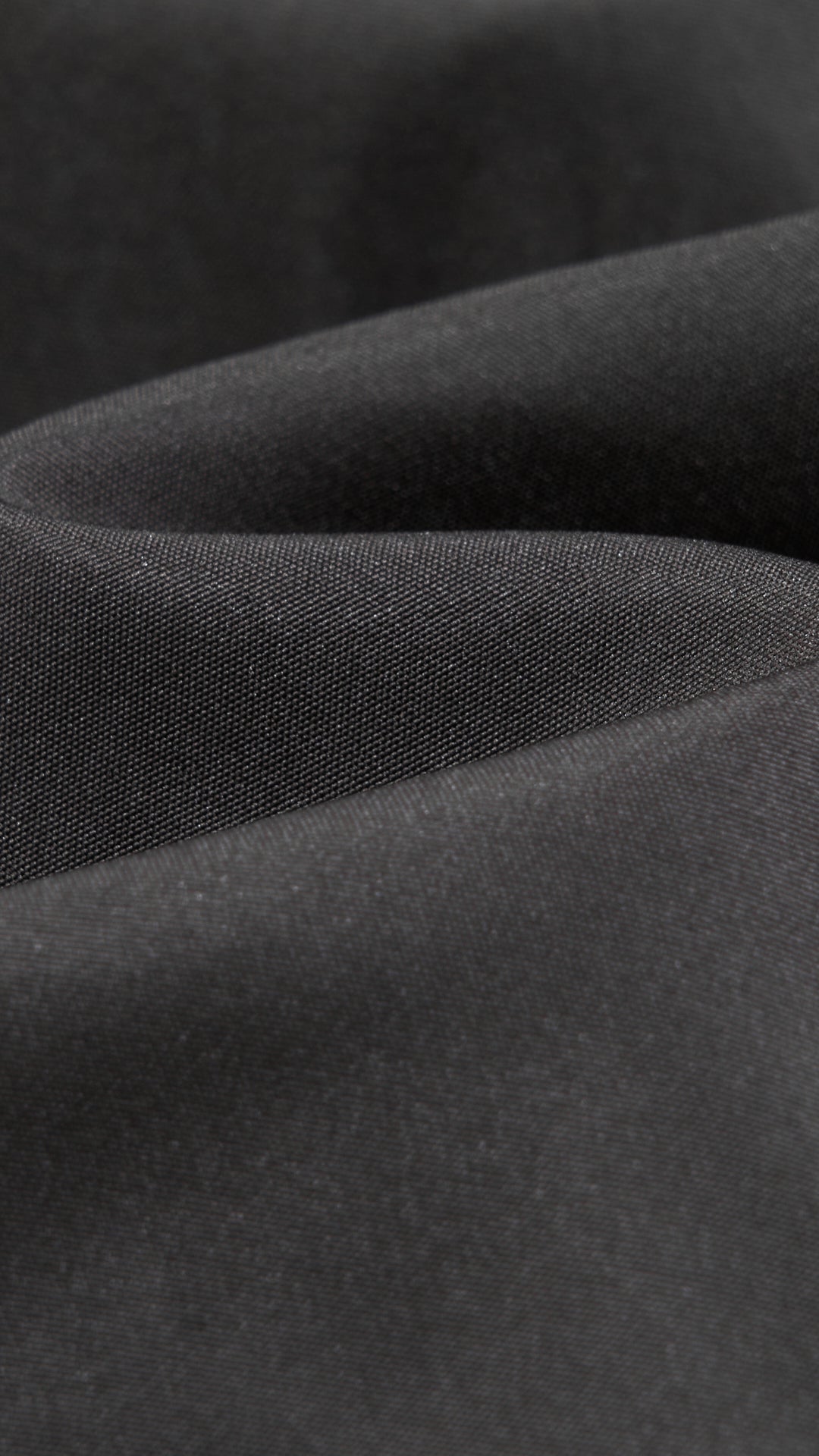 Giacca cropped in pelliccia sintetica con collo e zip frontale