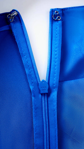 Abito Lungo Monospalla in Satin con Spacco - Eleganza Senza Tempo per Matrimoni e Serate