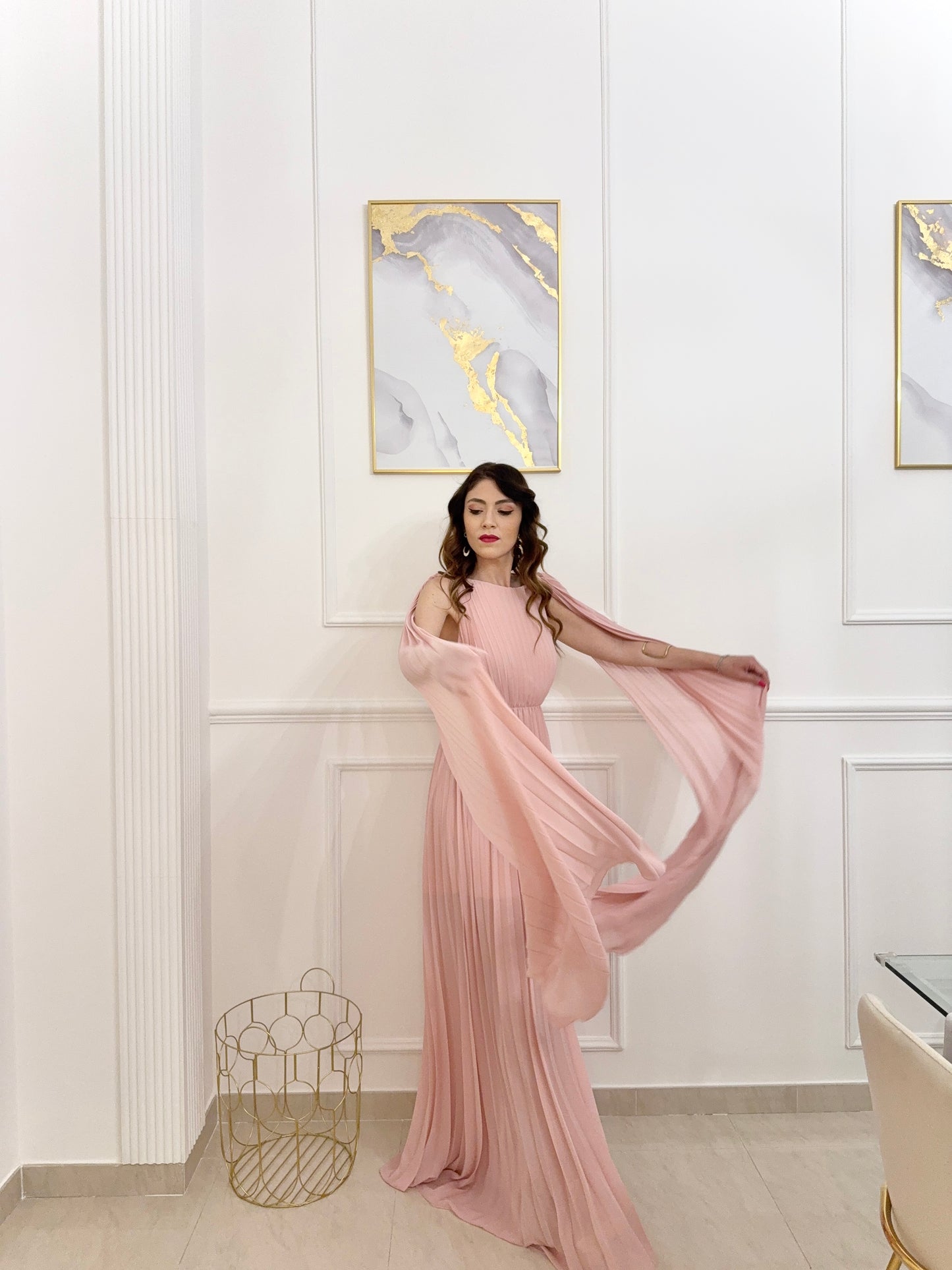 Alice elegant long pleated dress