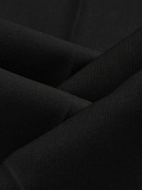 Pantaloni dritti da donna: eleganti e snellenti, adatti per l'ufficio e per tutti i giorni.