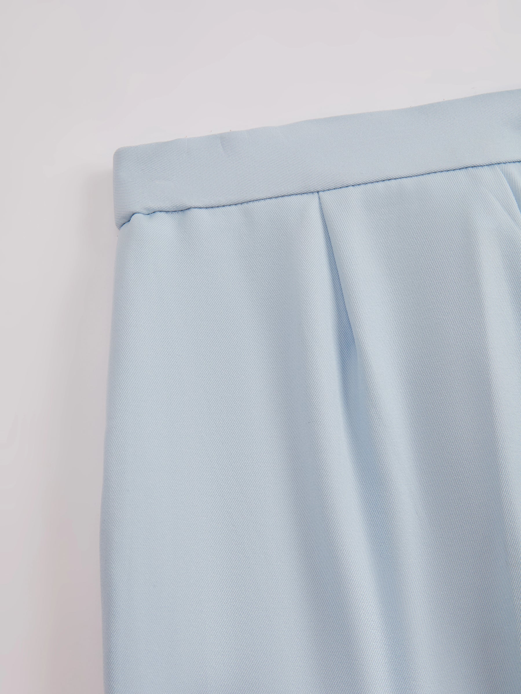 Pantaloni Donna Flared - Modello Slim Fit alla Vita per Stile Sophisticato