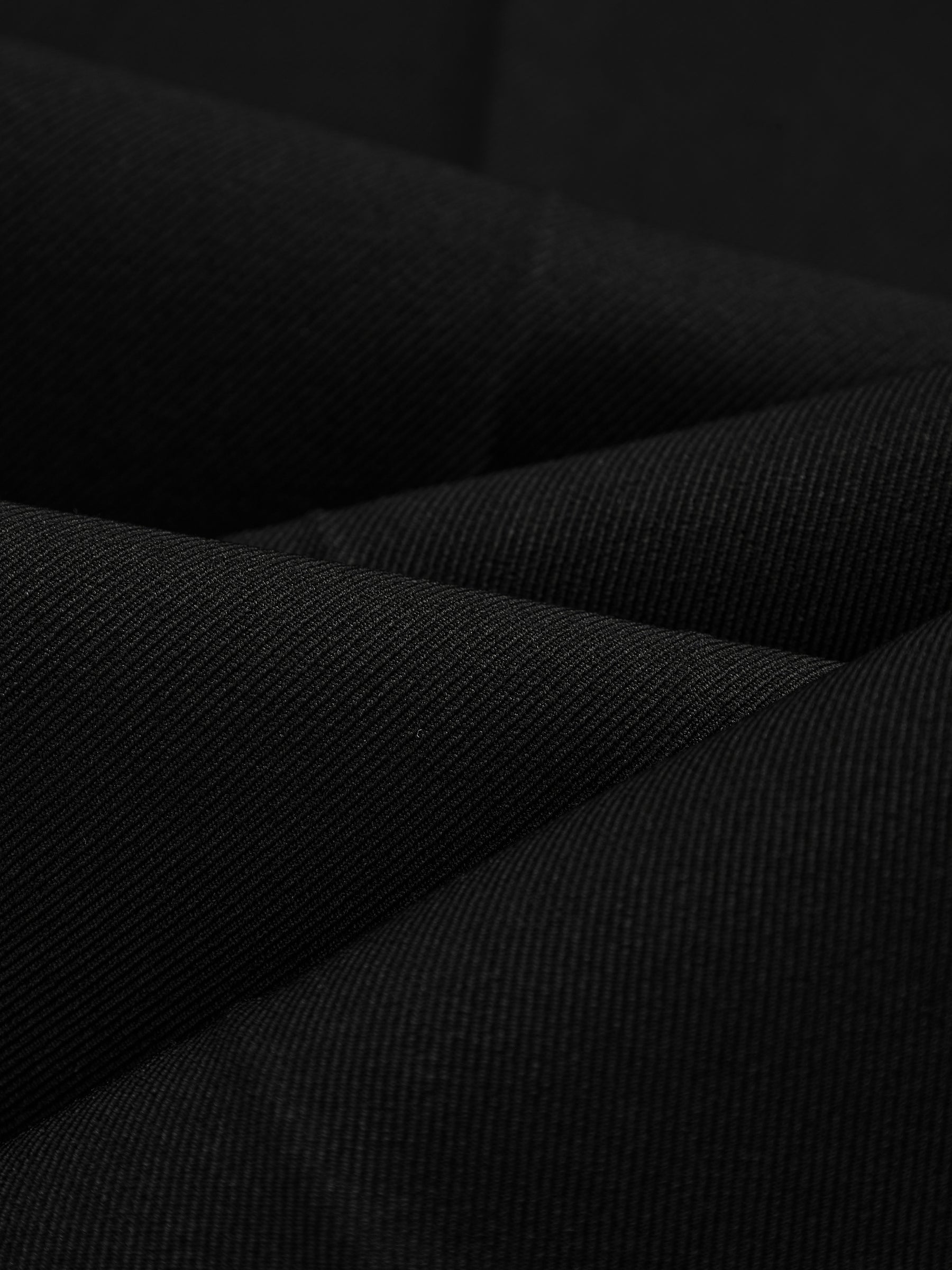 Pantaloni Donna Flared - Modello Slim Fit alla Vita per Stile Sophisticato