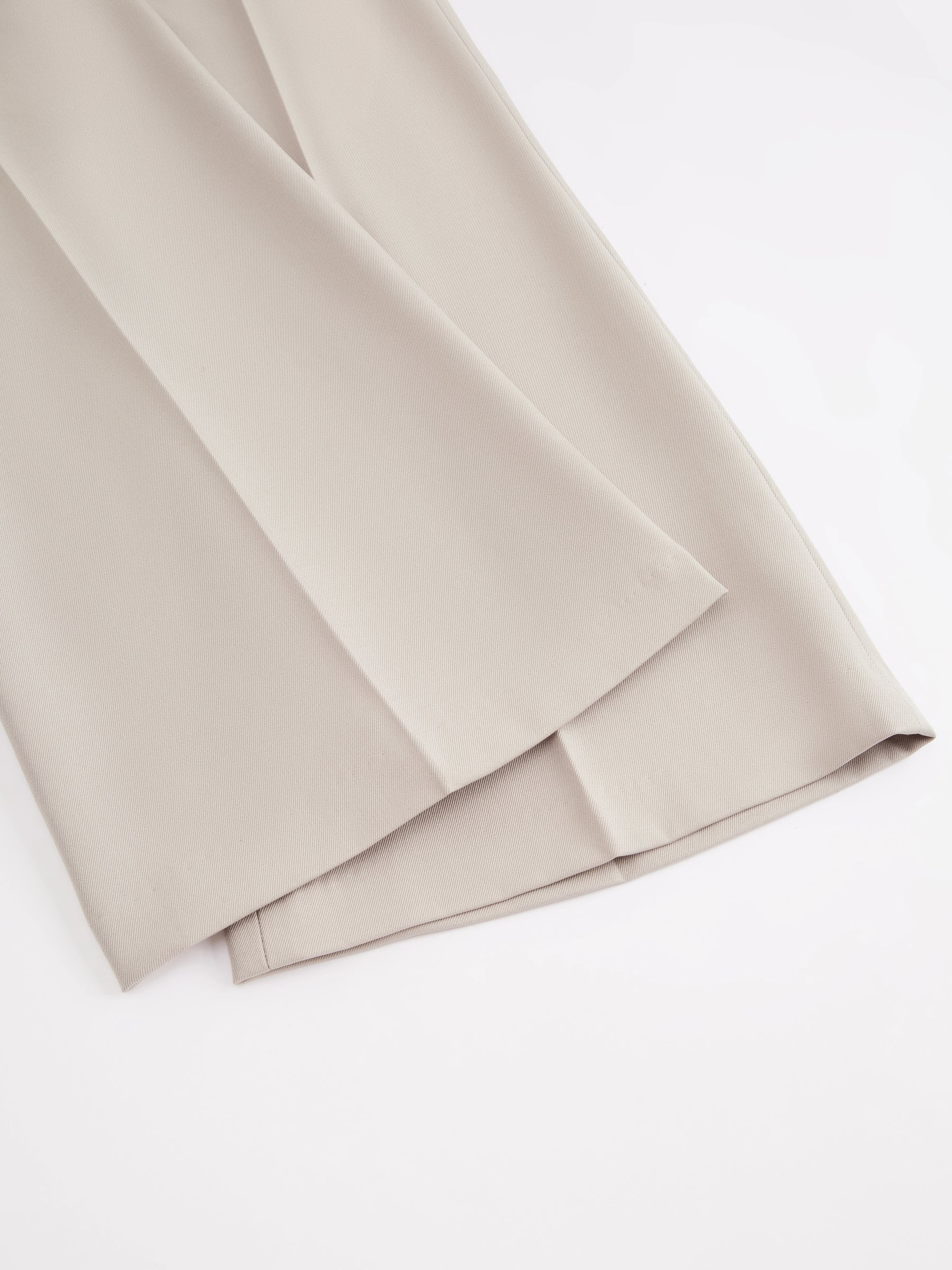 Pantaloni Donna Flared - Modello Slim Fit alla Vita per Stile Sophisticato