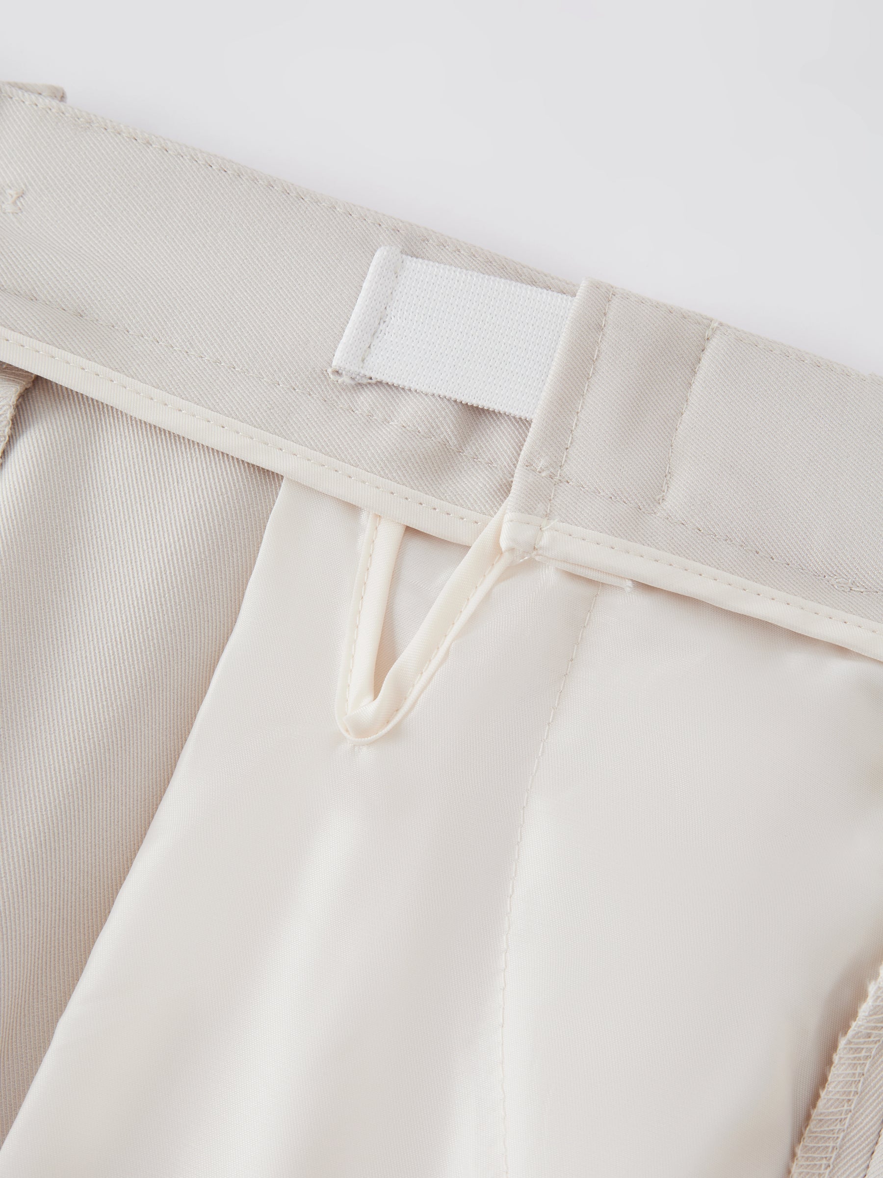 Pantaloni Donna Dritto - Taglio Slim Fit Elegante per Ufficio e Occasioni Formali