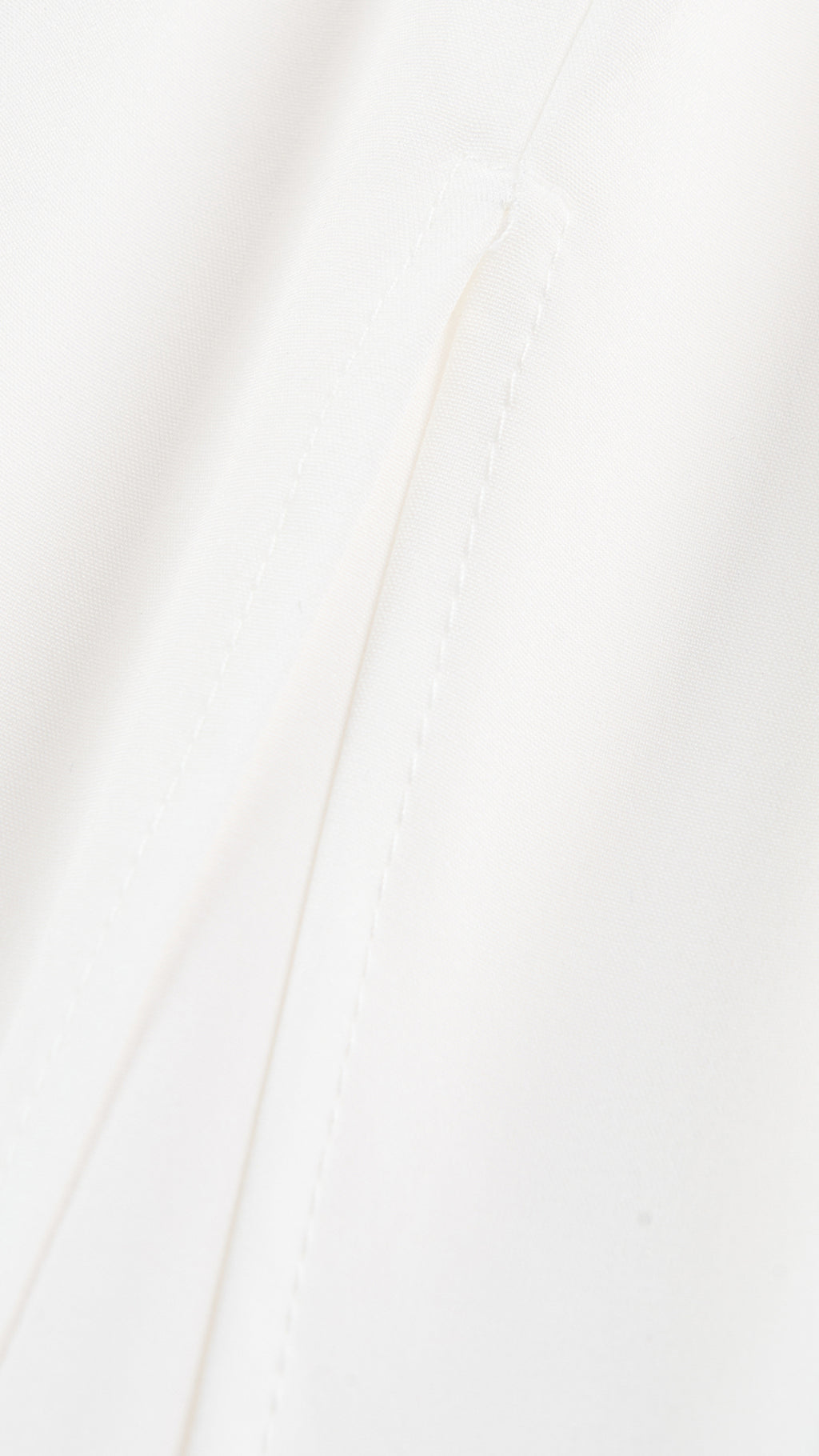 Abito lungo elegante con scollo a collo alto a fiocco, design bicolore con top asimmetrico e gonna fluida