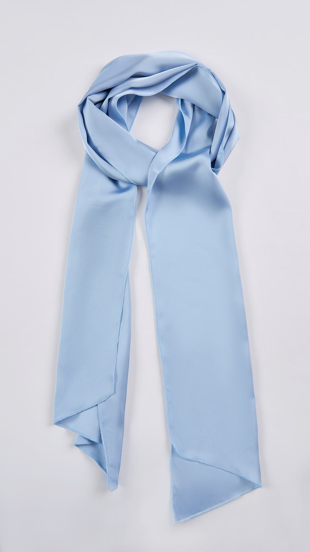 Abito lungo elegante con scollo a collo alto a fiocco, design bicolore con top asimmetrico e gonna fluida