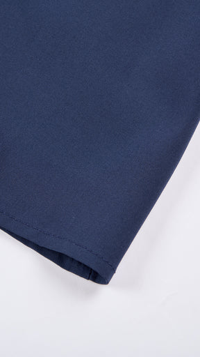 Abito lungo elegante con scollo a collo alto a fiocco, design bicolore con top asimmetrico e gonna fluida