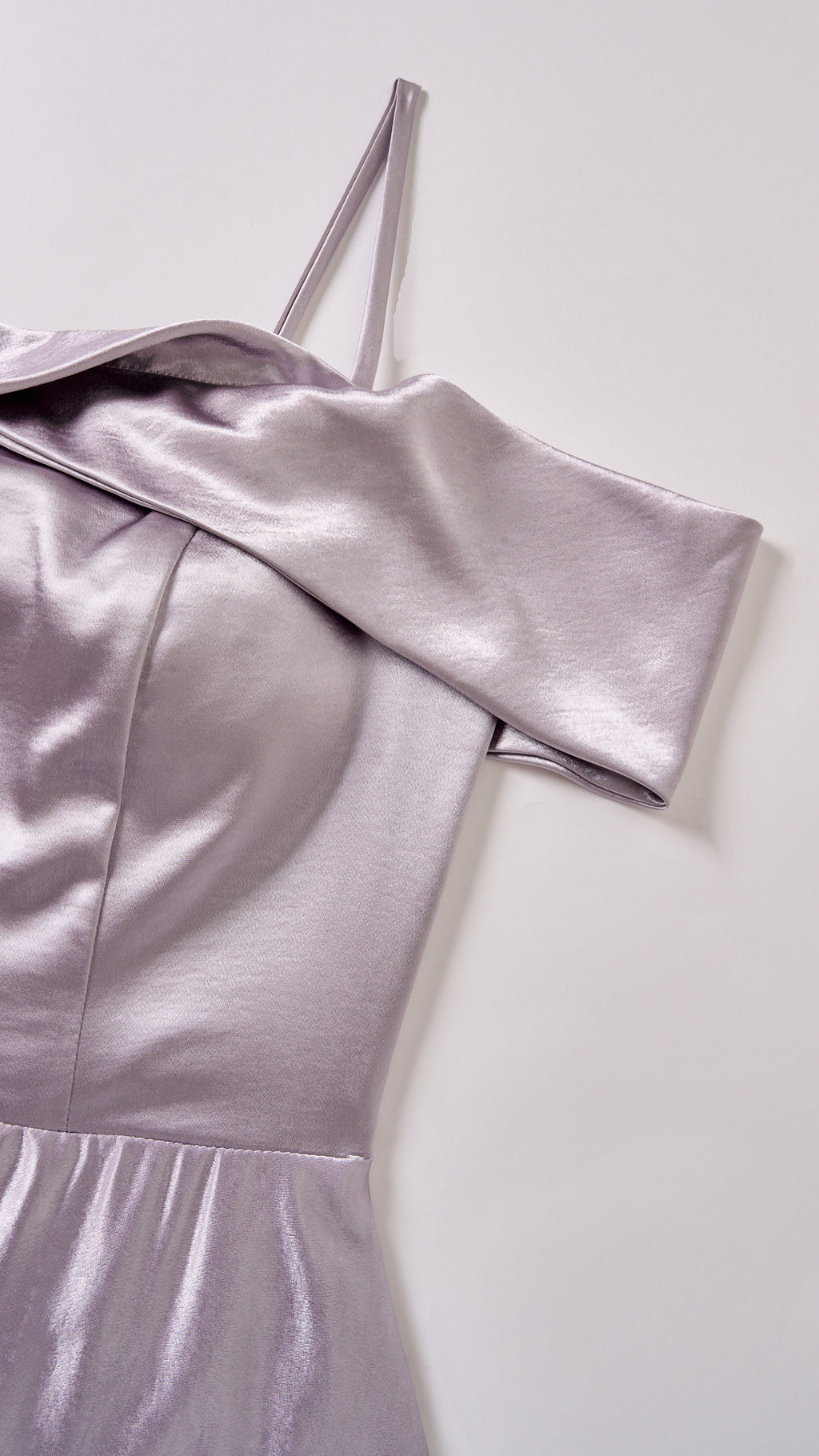 Vestito Lungo Satin Donna con Colletto Alto e Spalle Scoperte, Abito Elegante Cerimonia Busto Arricciato e Gonna Svasata