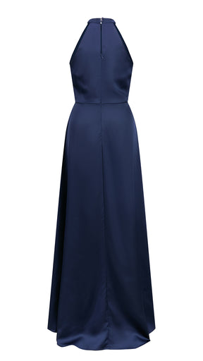 Abito lungo elegante con scollo a collo alto, senza maniche, in raso fluido, per cerimonie e occasioni speciali