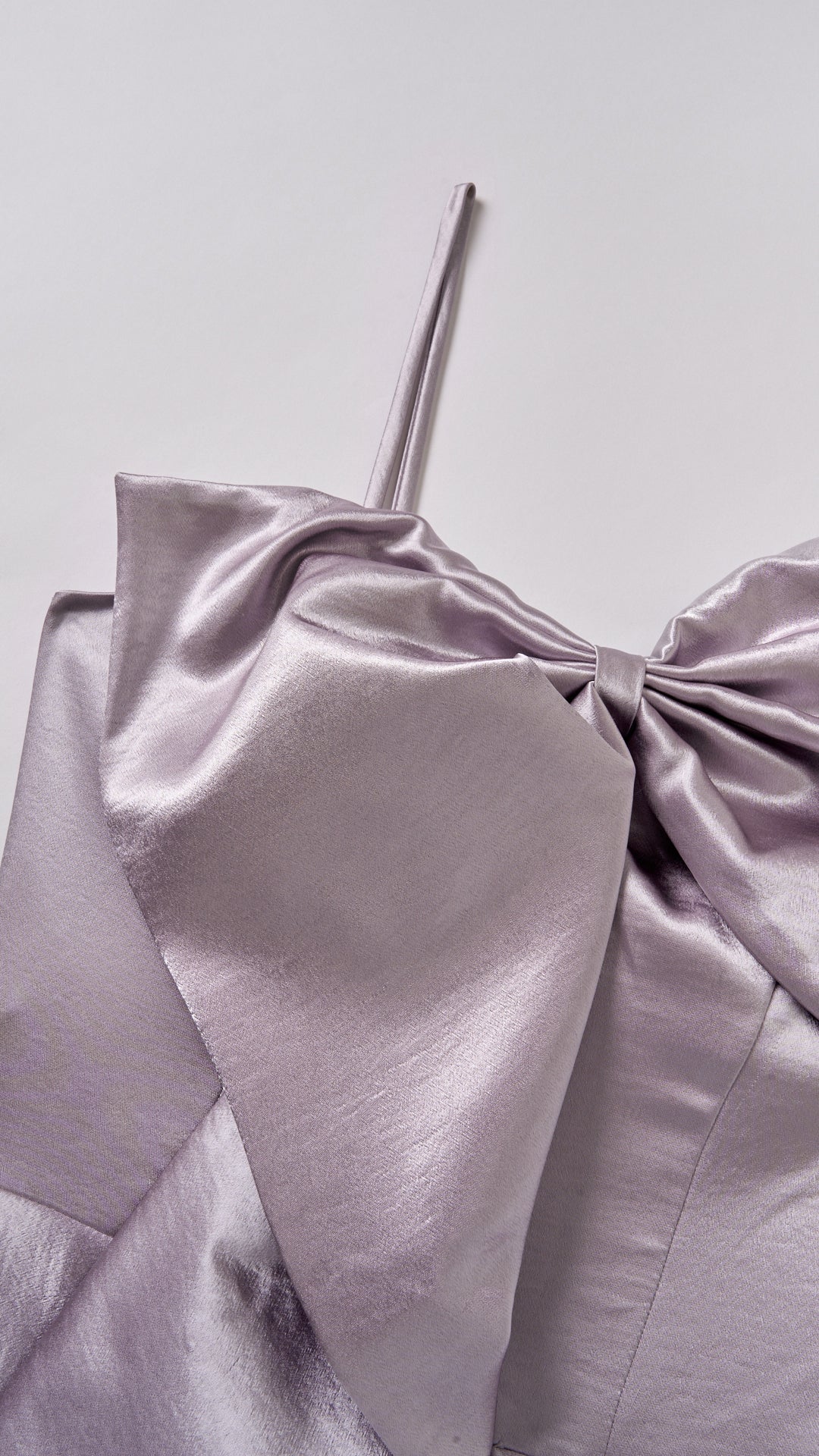 Vestito Lungo Satin Donna Spallina Singola con Maxi Fiocco, Abito Elegante da Cerimonia e Festa Smanicato