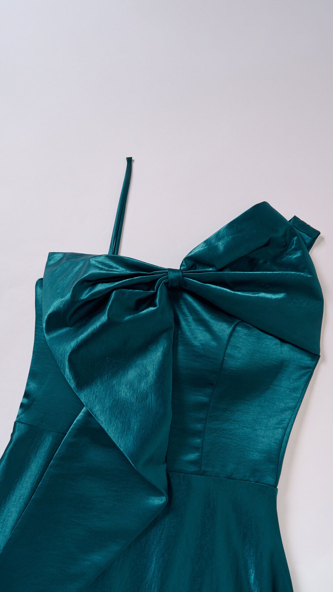 Vestito Lungo Satin Donna Spallina Singola con Maxi Fiocco, Abito Elegante da Cerimonia e Festa Smanicato