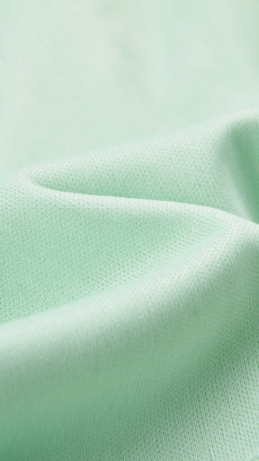 Abito midi elegante a spalline sottili con scollo a fascia, tessuto jacquard floreale e dettaglio a croce sul retro