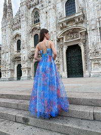 Abito “Silvana” monospalla floreale con spacco laterale