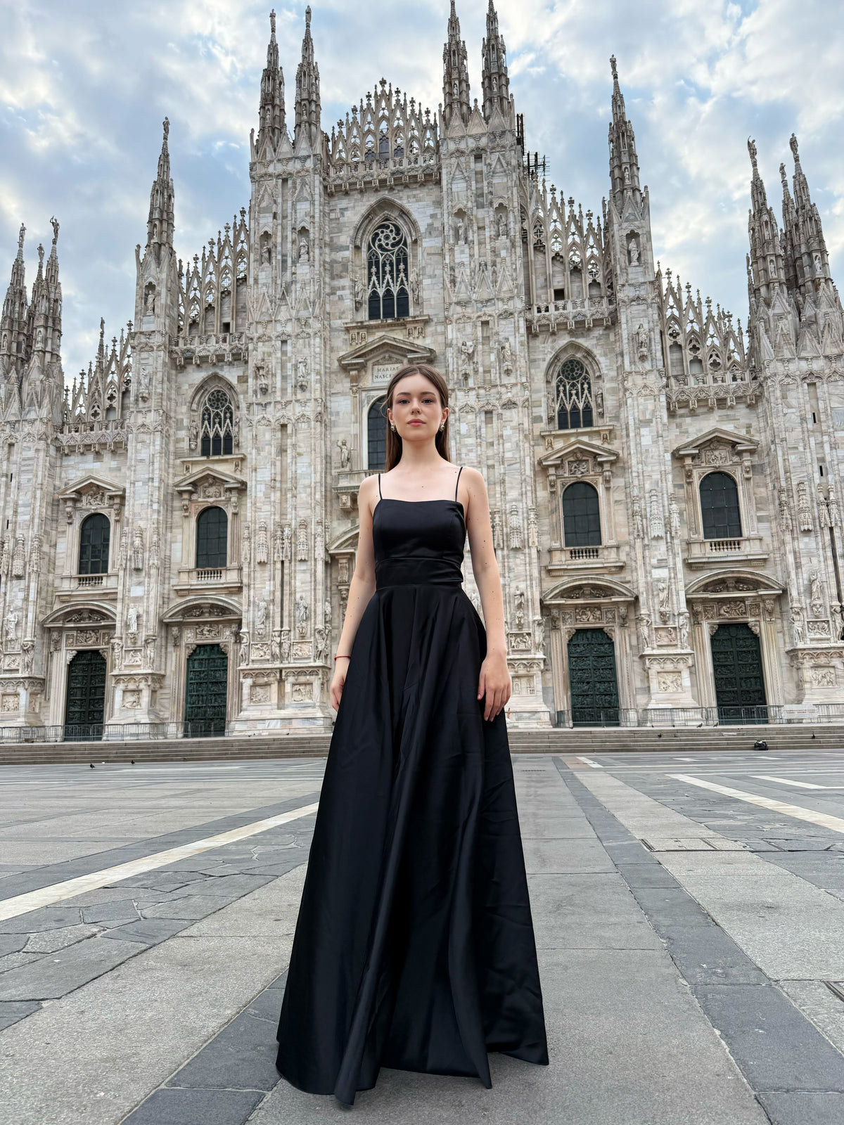Elegant Long Satin Dress with Thin Straps – “Estella”