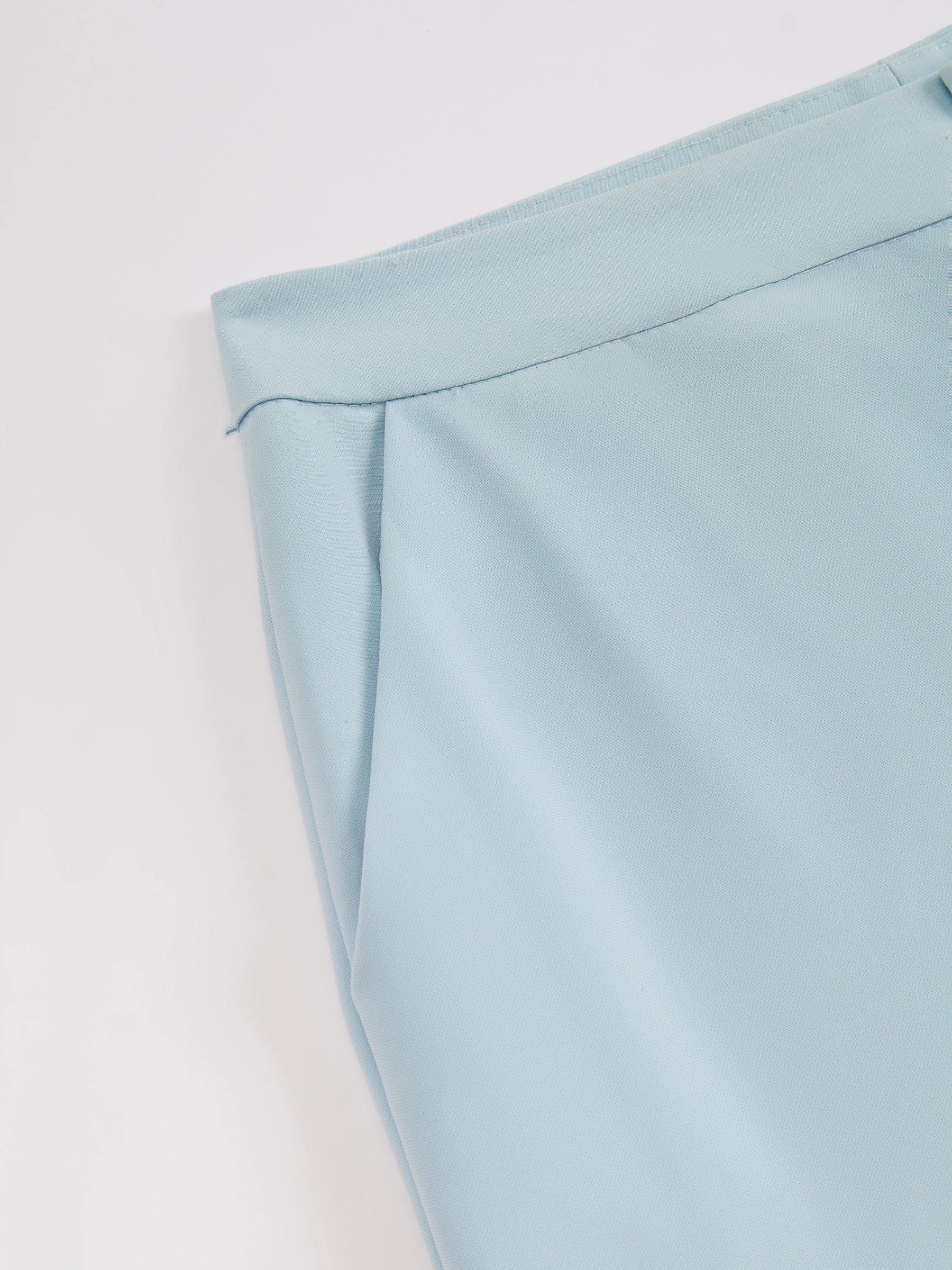 Set Blazer e Pantaloni Donna - Design con Pieghe Frontali per Stile Professionale