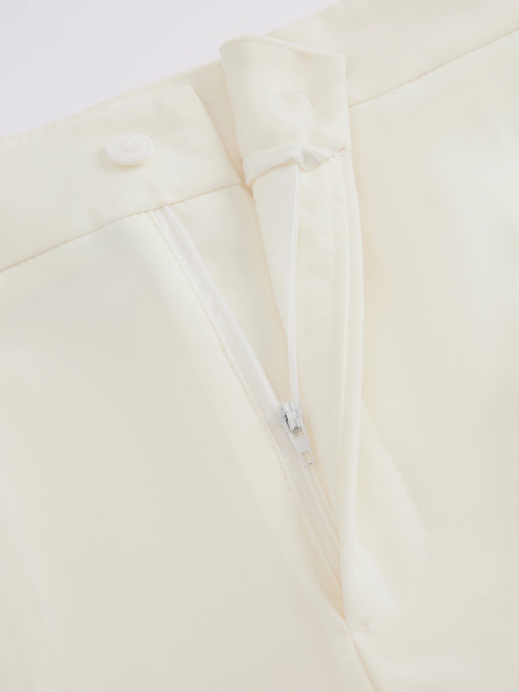 Set Blazer e Pantaloni Donna - Design con Pieghe Frontali per Stile Professionale