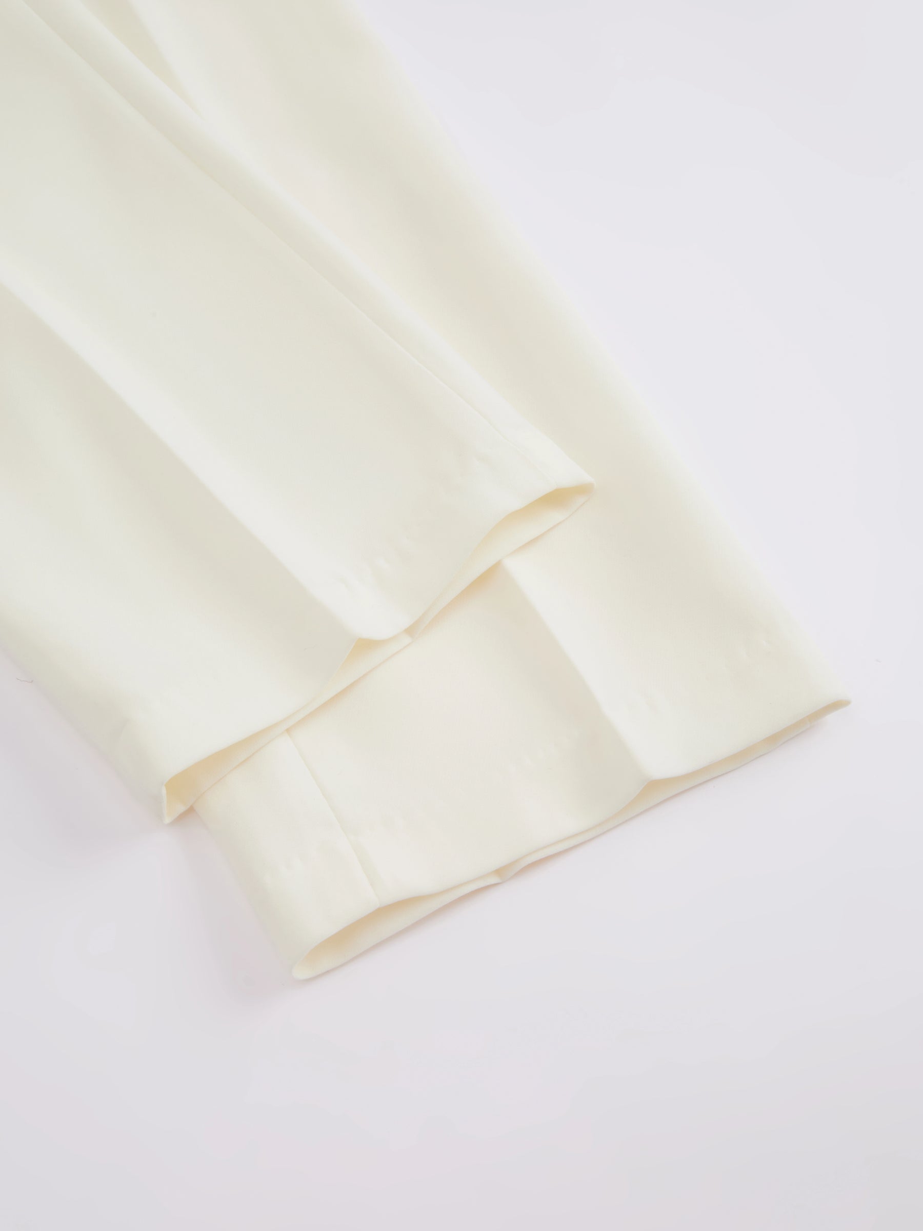 Set Blazer e Pantaloni Donna - Design con Pieghe Frontali per Stile Professionale